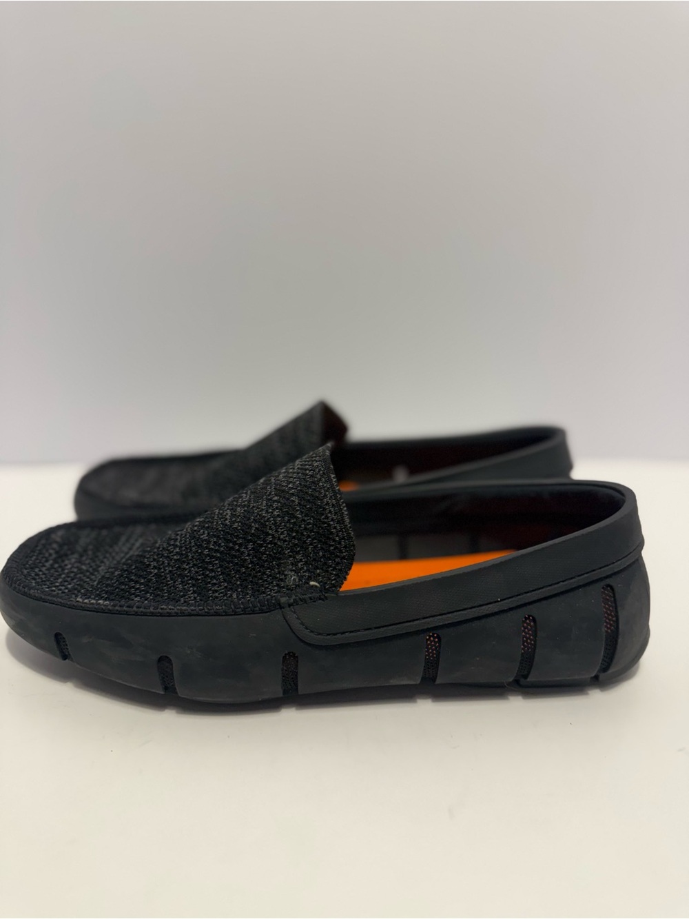 SWIMS Men’s Black Slip On Penny Loafers Rubber Outsole US 9.5